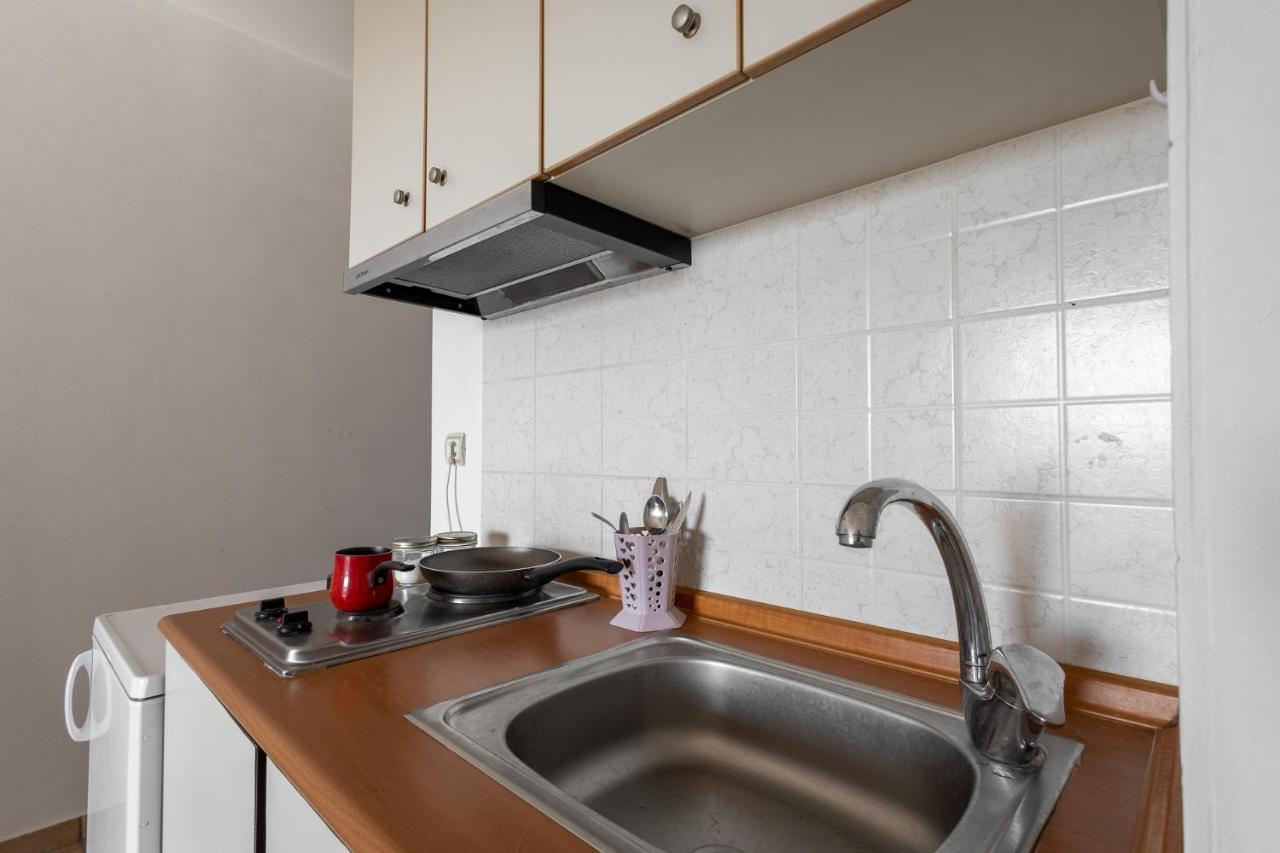 Elia Mini Suites 6 Larissa Exteriör bild